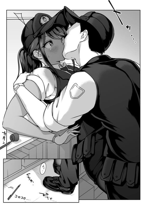 同僚の交番勤務の褐色婦警さんのパンスト足にムラムラ来ちゃうｗ【無料 エロ漫画】-19
